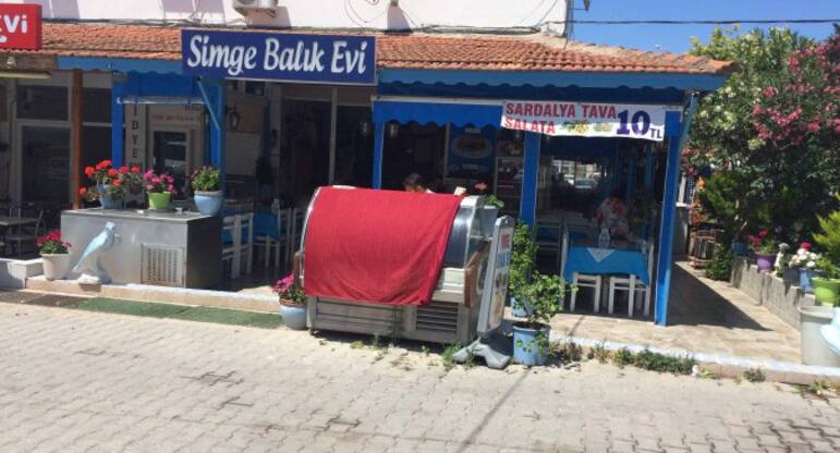Simge Balik Evi Cesme Cesme